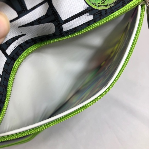 Nickelodeon TMNT Beat This Kid’s Lunch Box - Picture 8 of 9